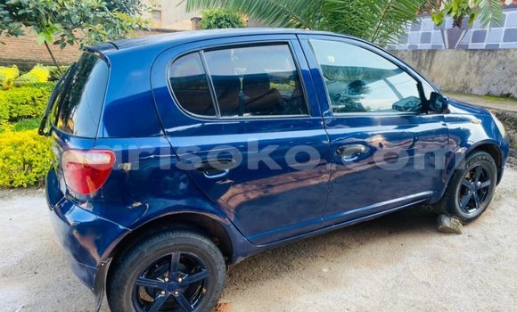 Sayi Na hannu Toyota Yaris Bleu Mota in Kigali a Rwanda Sayi Na hannu Toyota Yaris Bleu Mota in Kigali a Rwanda