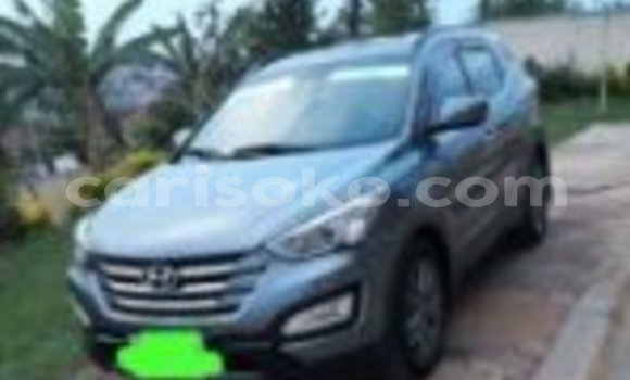 Sayi Na hannu Hyundai Santa Fe Bleu Mota in Kigali a Rwanda Sayi Na hannu Hyundai Santa Fe Bleu Mota in Kigali a Rwanda