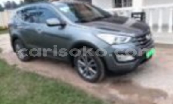 Sayi Na hannu Hyundai Santa Fe Bleu Mota in Kigali a Rwanda Sayi Na hannu Hyundai Santa Fe Bleu Mota in Kigali a Rwanda