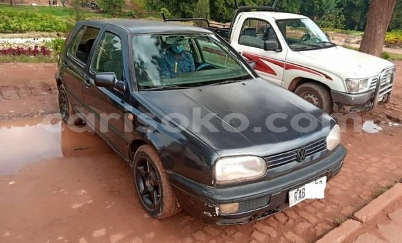 اشتري مستعمل Volkswagen Golf Noir سيارة في Kigali في Rwanda اشتري مستعمل Volkswagen Golf Noir سيارة في Kigali في Rwanda