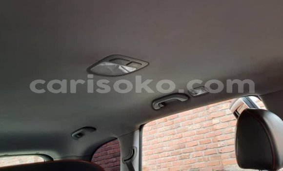 اشتري مستعمل Hyundai Santa Fe Gris سيارة في Kigali في Rwanda اشتري مستعمل Hyundai Santa Fe Gris سيارة في Kigali في Rwanda