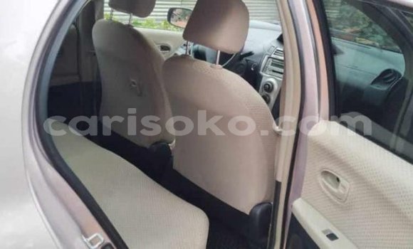 اشتري مستعمل Toyota Yaris Autre سيارة في Kigali في Rwanda اشتري مستعمل Toyota Yaris Autre سيارة في Kigali في Rwanda