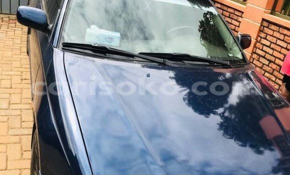 اشتري مستعمل Toyota Avensis Bleu سيارة في Kigali في Rwanda اشتري مستعمل Toyota Avensis Bleu سيارة في Kigali في Rwanda