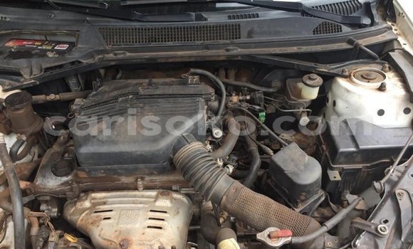 اشتري مستعمل Toyota RAV4 Blanc سيارة في Kigali في Rwanda اشتري مستعمل Toyota RAV4 Blanc سيارة في Kigali في Rwanda