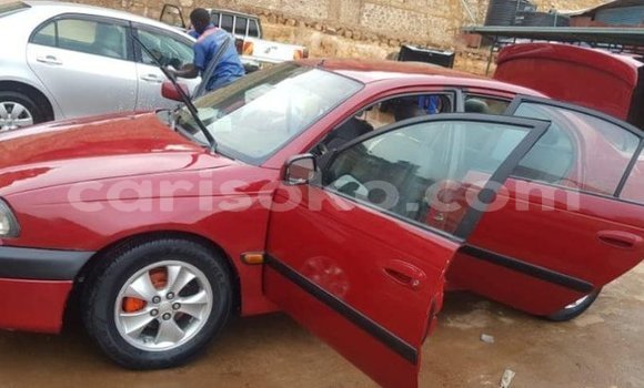 اشتري مستعمل Toyota Avensis Rouge سيارة في Kigali في Rwanda اشتري مستعمل Toyota Avensis Rouge سيارة في Kigali في Rwanda