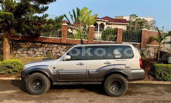 اشتري مستعمل Hyundai Terracan Gris سيارة في Kigali في Rwanda