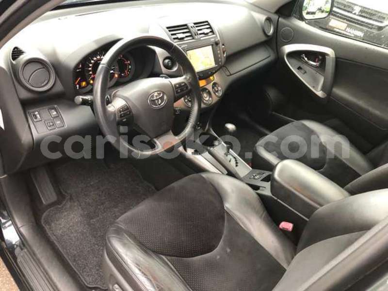 Big with watermark toyota rav4 rwanda kigali 14469