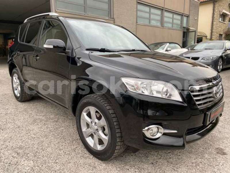 Big with watermark toyota rav4 rwanda kigali 14469