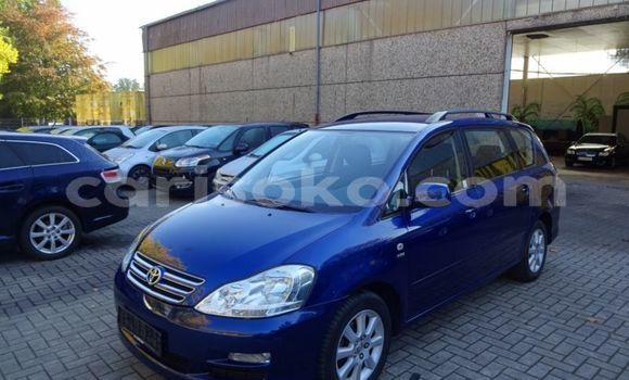 Buy Used Toyota Avensis Verso Green Car in Kigali in Rwanda Buy Used Toyota Avensis Verso Green Car in Kigali in Rwanda