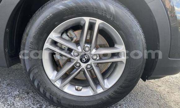 Acheter Import Voiture Hyundai Santa Fe Noir à Kigali, Rwanda Acheter Import Voiture Hyundai Santa Fe Noir à Kigali, Rwanda