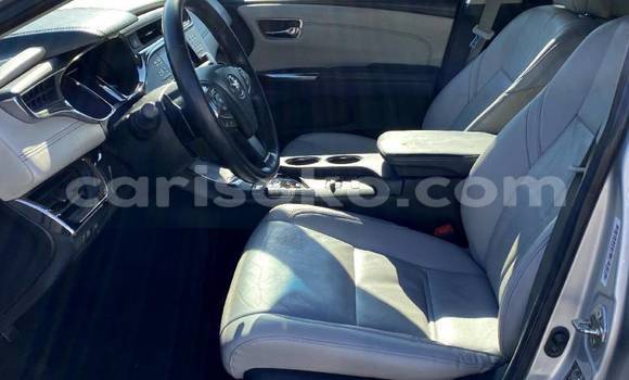 Acheter Import Voiture Toyota Avalon Gris à Bokwango, Rwanda Acheter Import Voiture Toyota Avalon Gris à Bokwango, Rwanda