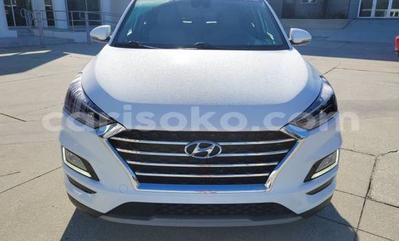 Acheter Import Voiture Hyundai Tucson Blanc à Cyangugu, Cyangugu
