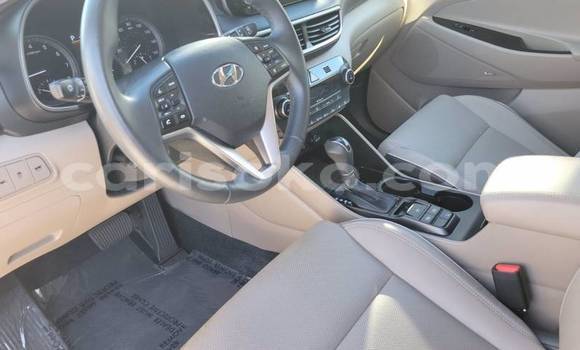 Acheter Import Voiture Hyundai Tucson Blanc à Cyangugu, Cyangugu Acheter Import Voiture Hyundai Tucson Blanc à Cyangugu, Cyangugu