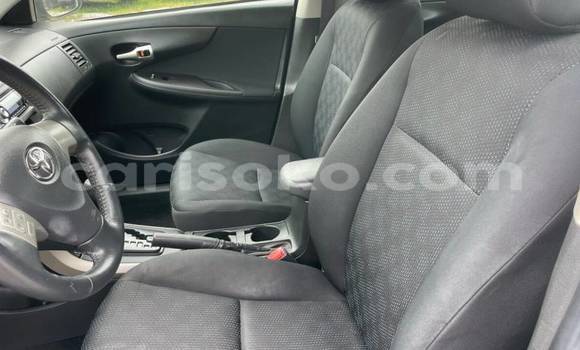 Acheter Import Voiture Toyota Corolla Blanc à Gicumbi, Rwanda Acheter Import Voiture Toyota Corolla Blanc à Gicumbi, Rwanda