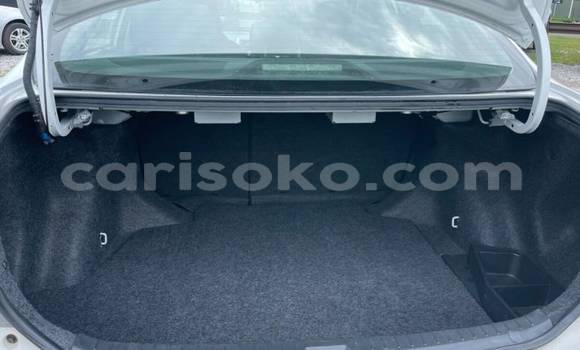 Acheter Import Voiture Toyota Corolla Blanc à Gicumbi, Rwanda Acheter Import Voiture Toyota Corolla Blanc à Gicumbi, Rwanda