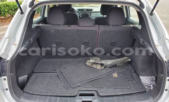 Acheter Import Voiture Nissan Rogue Gris à Kigali, Rwanda Acheter Import Voiture Nissan Rogue Gris à Kigali, Rwanda