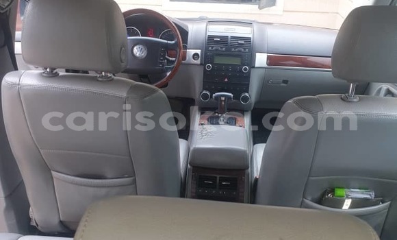 Acheter Occasion Voiture Volkswagen Touareg Noir à Kigali, Rwanda Acheter Occasion Voiture Volkswagen Touareg Noir à Kigali, Rwanda