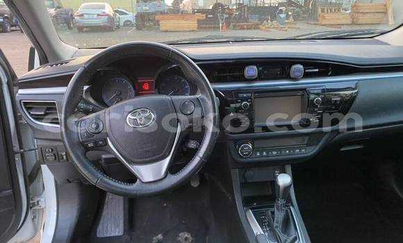 Sayi Na hannu Toyota Corolla Blanc Mota in Kigali a Rwanda Sayi Na hannu Toyota Corolla Blanc Mota in Kigali a Rwanda