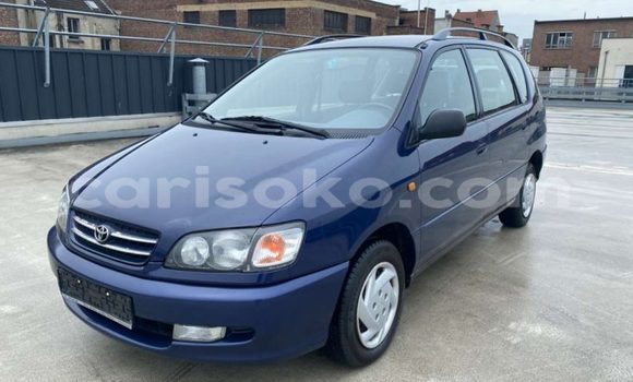 Sayi Na hannu Toyota Picnic Bleu Mota in Kigali a Rwanda Sayi Na hannu Toyota Picnic Bleu Mota in Kigali a Rwanda