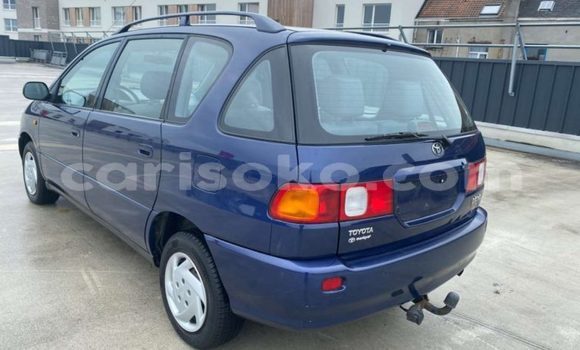 Sayi Na hannu Toyota Picnic Bleu Mota in Kigali a Rwanda Sayi Na hannu Toyota Picnic Bleu Mota in Kigali a Rwanda