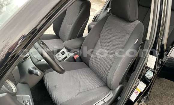 Acheter Occasion Voiture Toyota RAV4 Noir à Kigali, Rwanda Acheter Occasion Voiture Toyota RAV4 Noir à Kigali, Rwanda