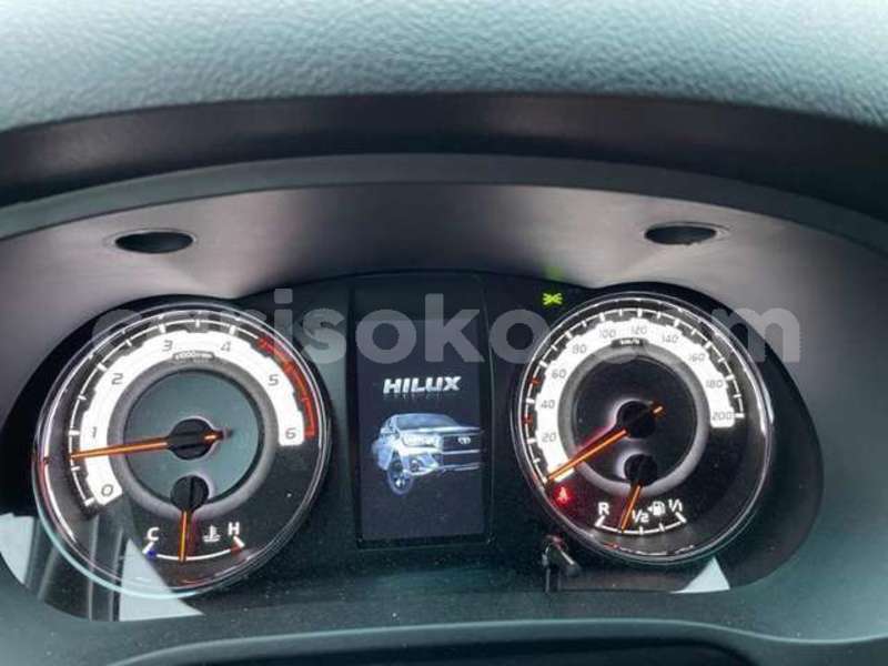 Big with watermark toyota hiluxe vigo rwanda kigali 14552