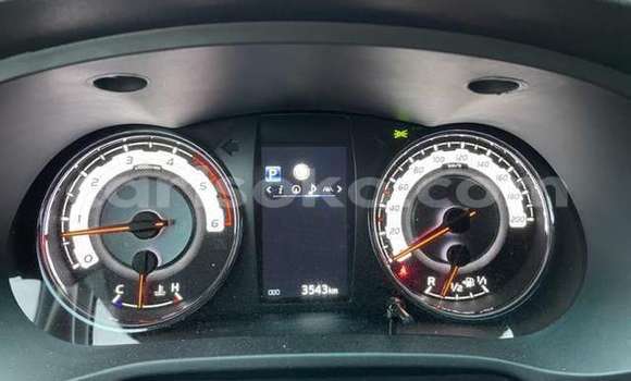 Sayi Na hannu Toyota Hiluxe VIGO Blanc Mota in Kigali a Rwanda Sayi Na hannu Toyota Hiluxe VIGO Blanc Mota in Kigali a Rwanda