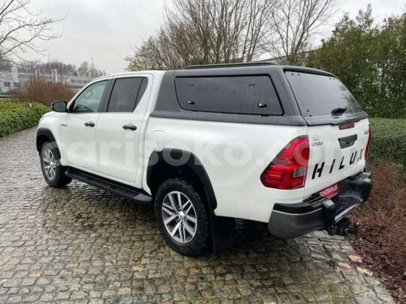 Big with watermark toyota hiluxe vigo rwanda kigali 14552