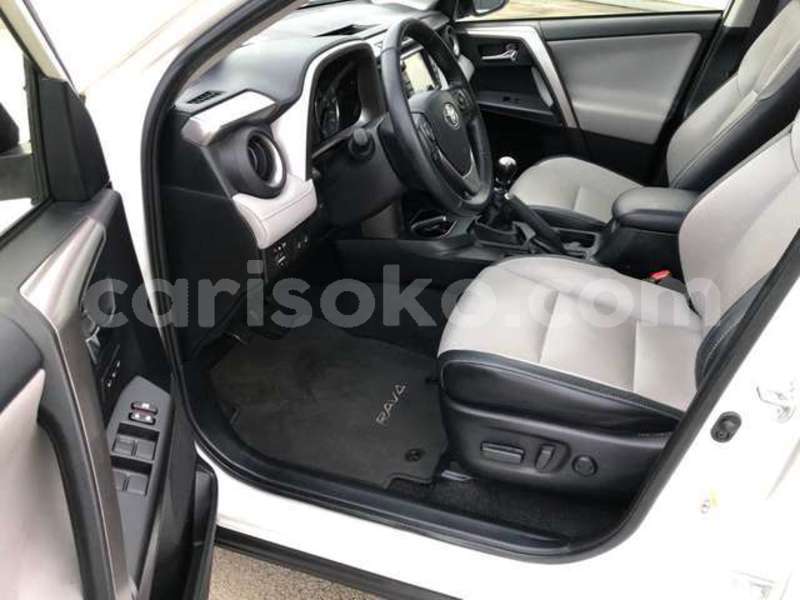 Big with watermark toyota rav4 rwanda kigali 14553