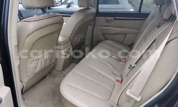 Buy Used Hyundai Santa Fe Black Car in Kigali in Rwanda Buy Used Hyundai Santa Fe Black Car in Kigali in Rwanda