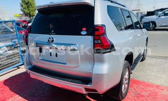 Buy Used Toyota Land Cruiser Prado Silver Car in Butare in Butare Buy Used Toyota Land Cruiser Prado Silver Car in Butare in Butare