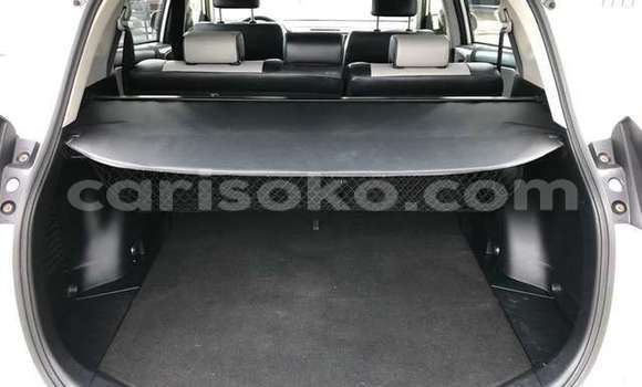 Sayi Na hannu Toyota RAV4 Blanc Mota in Kigali a Rwanda Sayi Na hannu Toyota RAV4 Blanc Mota in Kigali a Rwanda