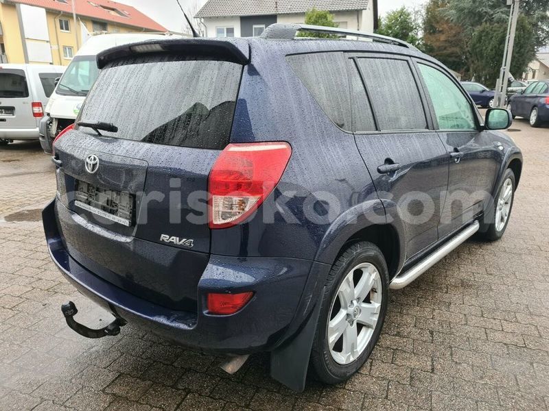 Big with watermark toyota rav4 rwanda kigali 14587