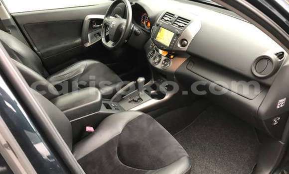 Buy Used Toyota RAV4 Beige Car in Kigali in Rwanda Buy Used Toyota RAV4 Beige Car in Kigali in Rwanda