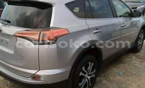 Sayi Na hannu Toyota RAV4 Gris Mota in Kigali a Rwanda Sayi Na hannu Toyota RAV4 Gris Mota in Kigali a Rwanda