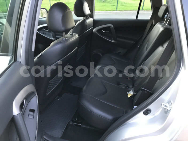 Big with watermark 758766542331 2 