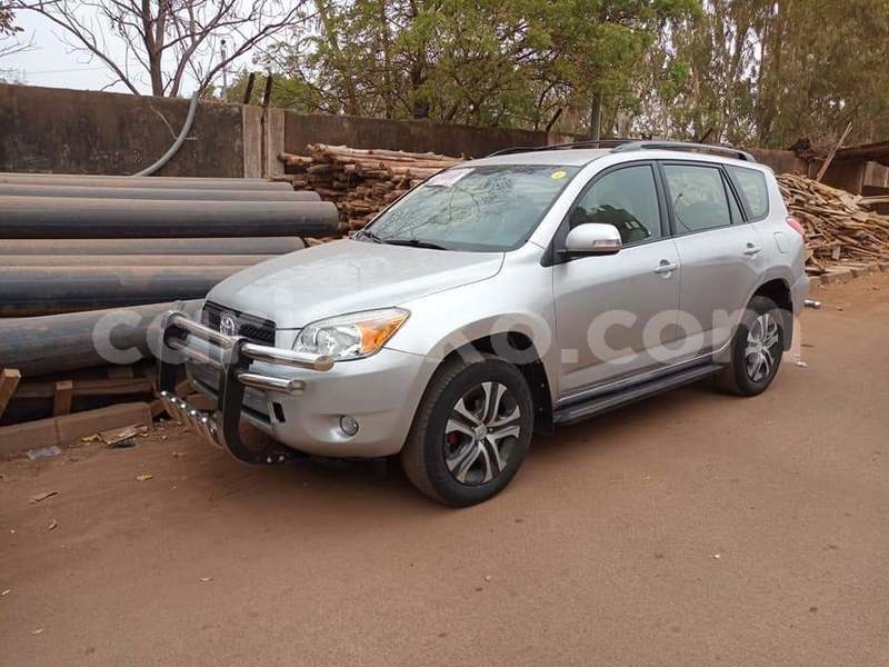 Big with watermark toyota rav4 rwanda kigali 14620