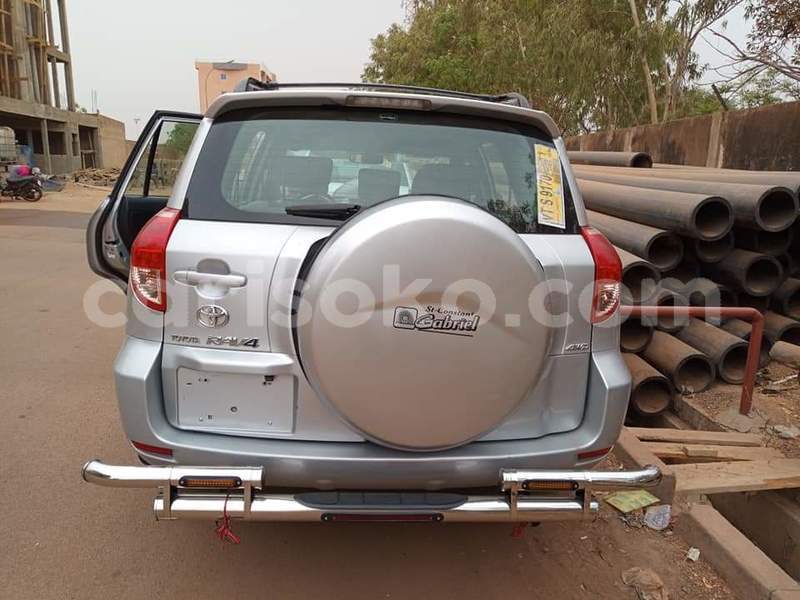 Big with watermark toyota rav4 rwanda kigali 14620
