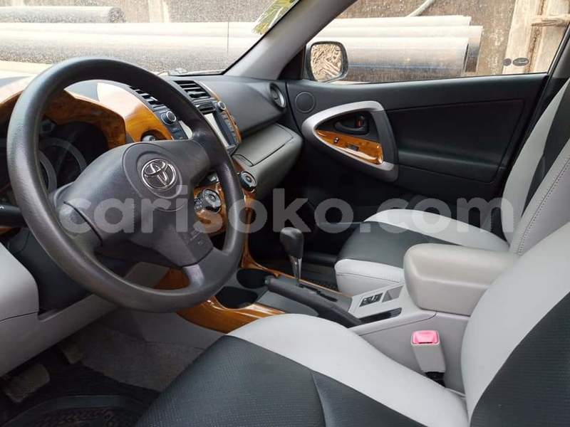 Big with watermark toyota rav4 rwanda kigali 14620