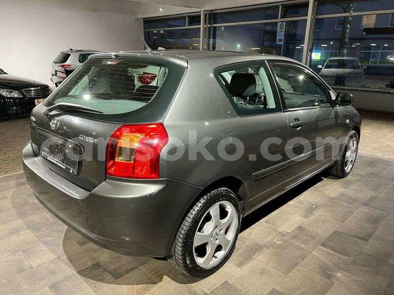 Big with watermark toyota corolla rwanda kigali 14621