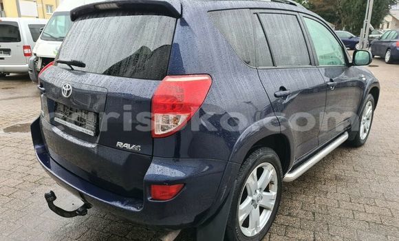 Sayi Na hannu Toyota RAV4 Beige Mota in Kigali a Rwanda Sayi Na hannu Toyota RAV4 Beige Mota in Kigali a Rwanda