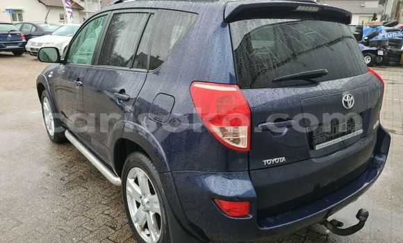 Sayi Na hannu Toyota RAV4 Beige Mota in Kigali a Rwanda Sayi Na hannu Toyota RAV4 Beige Mota in Kigali a Rwanda