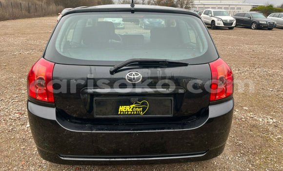 Sayi Na hannu Toyota Corolla Beige Mota in Kigali a Rwanda Sayi Na hannu Toyota Corolla Beige Mota in Kigali a Rwanda