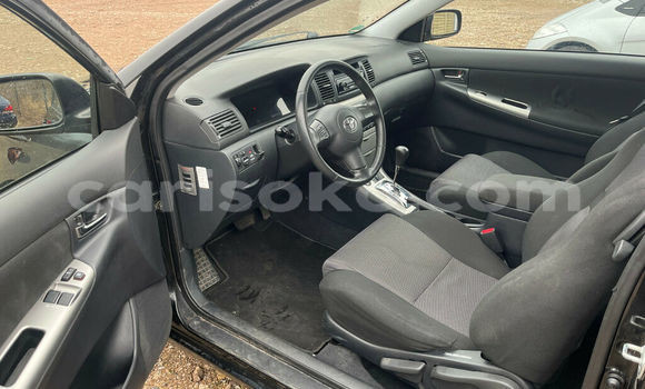 Sayi Na hannu Toyota Corolla Beige Mota in Kigali a Rwanda Sayi Na hannu Toyota Corolla Beige Mota in Kigali a Rwanda