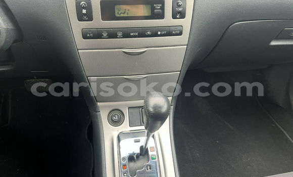 Sayi Na hannu Toyota Corolla Beige Mota in Kigali a Rwanda Sayi Na hannu Toyota Corolla Beige Mota in Kigali a Rwanda