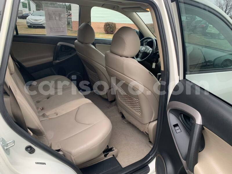 Big with watermark toyota rav4 rwanda kigali 14628