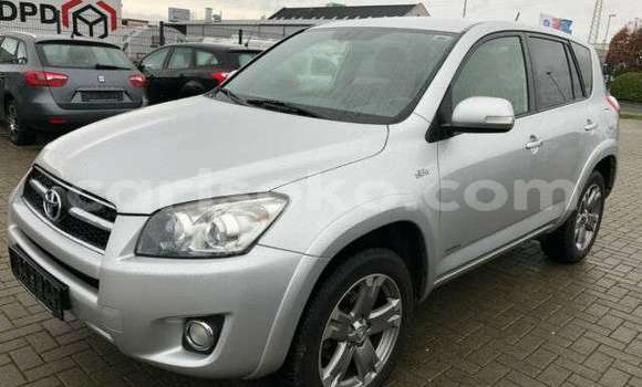 Buy Used Toyota RAV4 Silver Car in Kigali in Rwanda Buy Used Toyota RAV4 Silver Car in Kigali in Rwanda