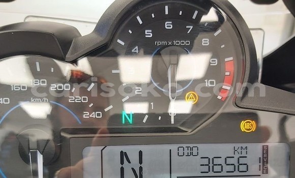 Sayi Na hannu BMW R1200GS Adventure Gris Motsi in Kigali a Rwanda Sayi Na hannu BMW R1200GS Adventure Gris Motsi in Kigali a Rwanda