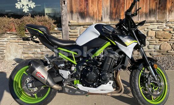 Sayi Na hannu Kawasaki Z Autre Motsi in Kigali a Rwanda Sayi Na hannu Kawasaki Z Autre Motsi in Kigali a Rwanda