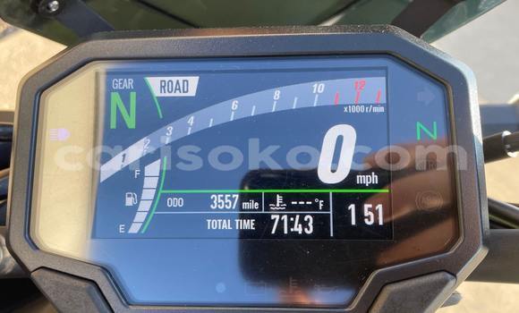 Sayi Na hannu Kawasaki Z Autre Motsi in Kigali a Rwanda Sayi Na hannu Kawasaki Z Autre Motsi in Kigali a Rwanda